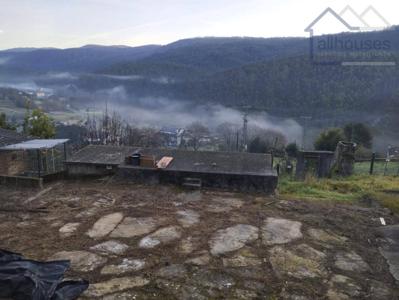 4 bedroom Townhouse for sale in Oia with garage - € 190,000 (Ref: 9417300)