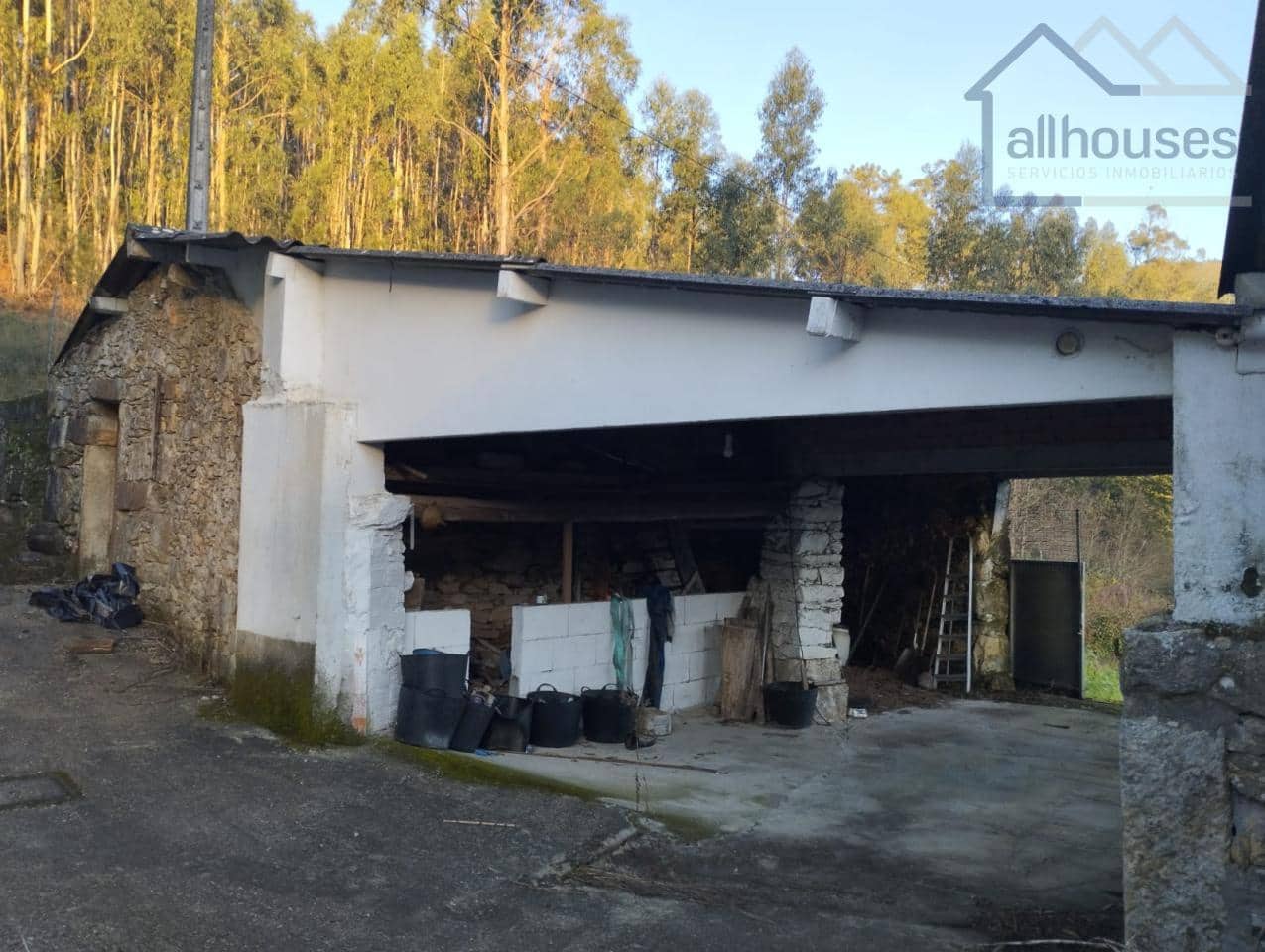 4 bedroom Townhouse for sale in Oia with garage - € 190,000 (Ref: 9417300)