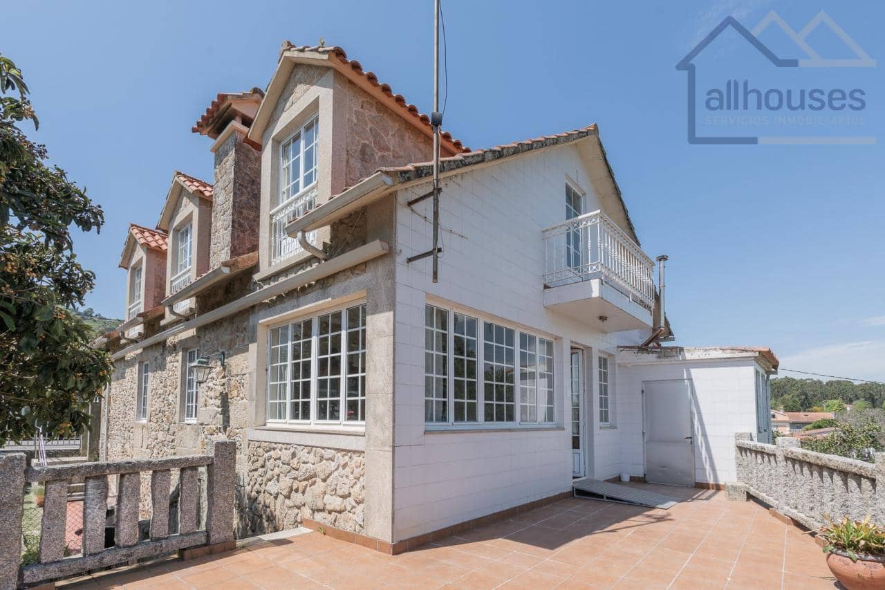 6 bedroom Finca/Country House for sale in A Guarda with garage - € 445,000 (Ref: 9417302)