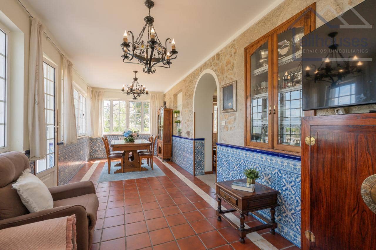 6 bedroom Finca/Country House for sale in A Guarda with garage - € 445,000 (Ref: 9417302)