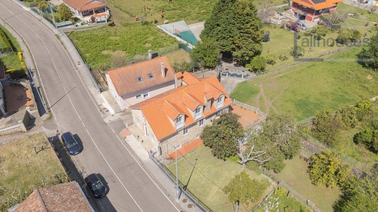 6 bedroom Finca/Country House for sale in A Guarda with garage - € 445,000 (Ref: 9417302)