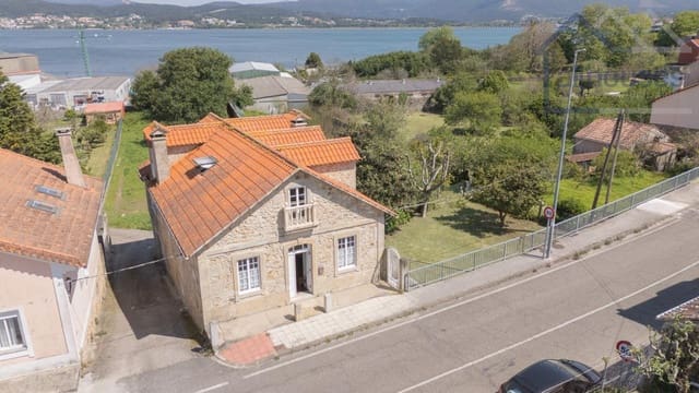 6 sovrum Finca/Hus på landet till salu i A Guarda med garage - 445 000 € (Ref: 9417302)