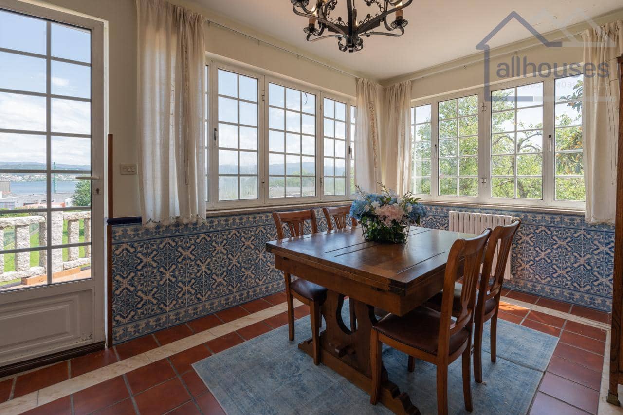 6 bedroom Finca/Country House for sale in A Guarda with garage - € 445,000 (Ref: 9417302)