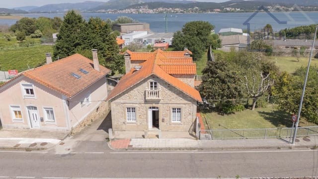 6 sovrum Finca/Hus på landet till salu i A Guarda med garage - 445 000 € (Ref: 9417302)