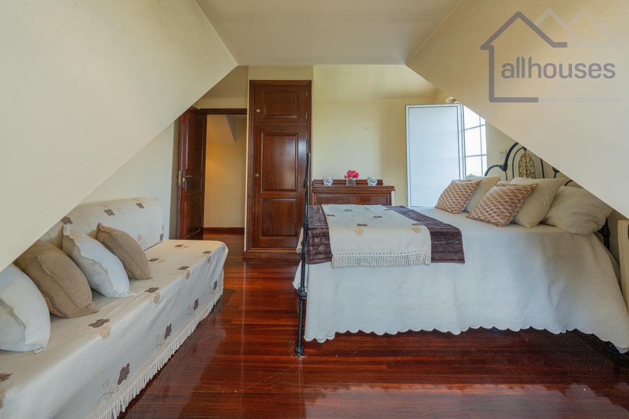 6 bedroom Finca/Country House for sale in A Guarda with garage - € 445,000 (Ref: 9417302)