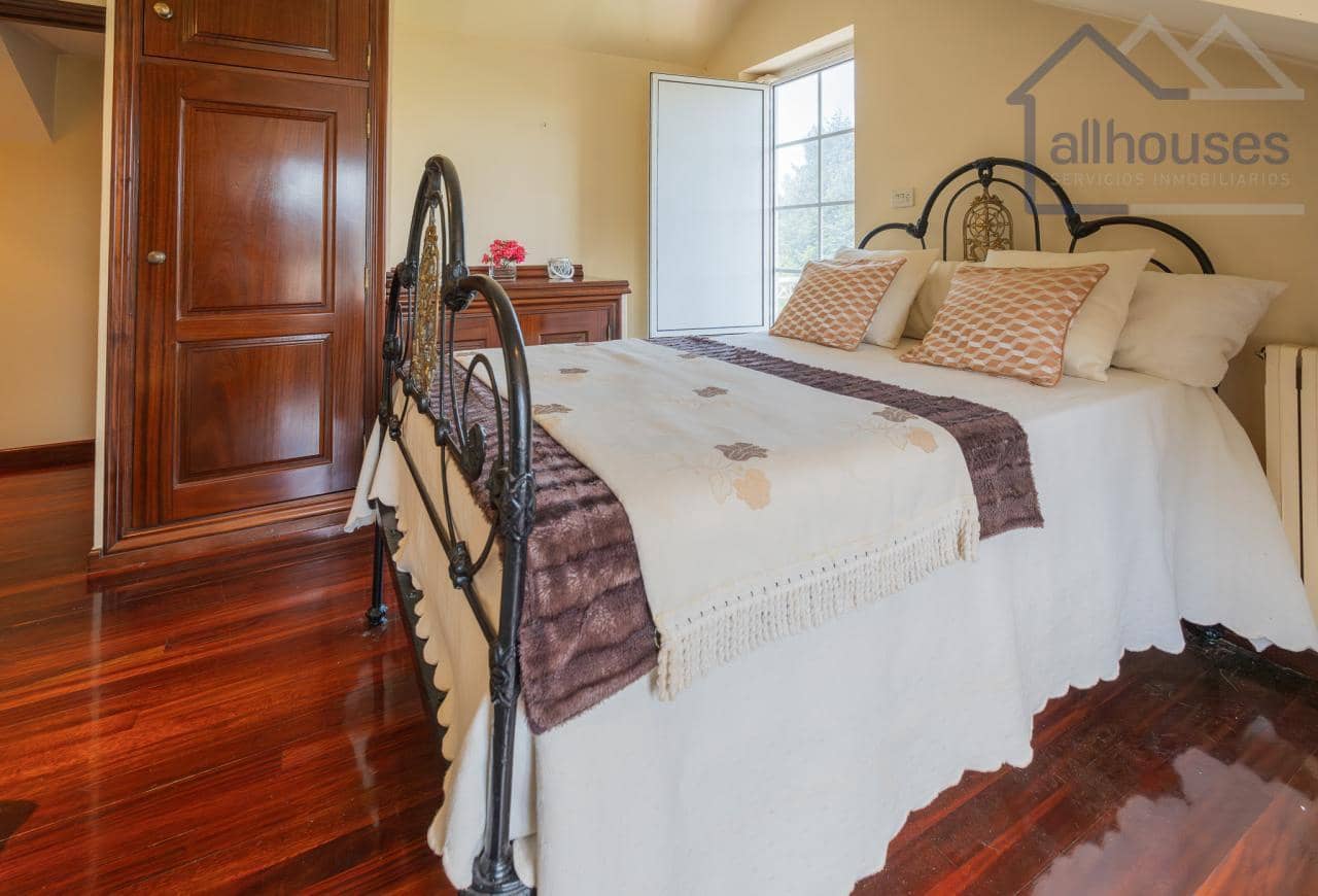 6 bedroom Finca/Country House for sale in A Guarda with garage - € 445,000 (Ref: 9417302)