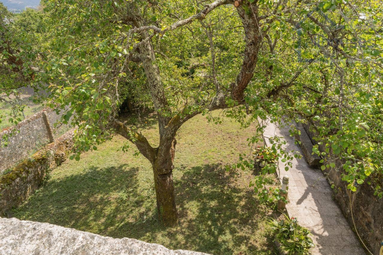 6 bedroom Finca/Country House for sale in A Guarda with garage - € 445,000 (Ref: 9417302)