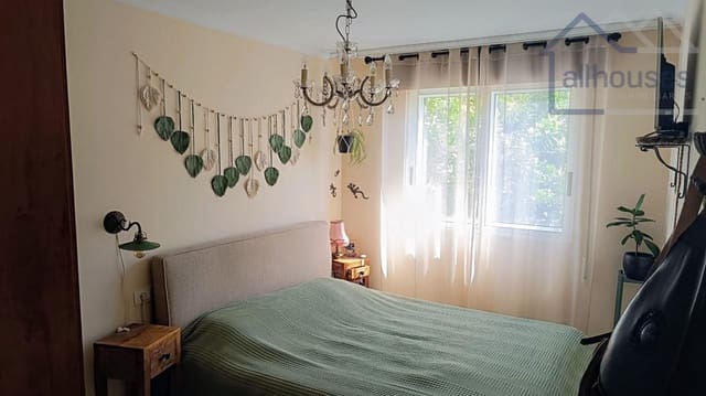 2 bedroom Townhouse for sale in O Rosal with garage - € 285,000 (Ref: 9417304)