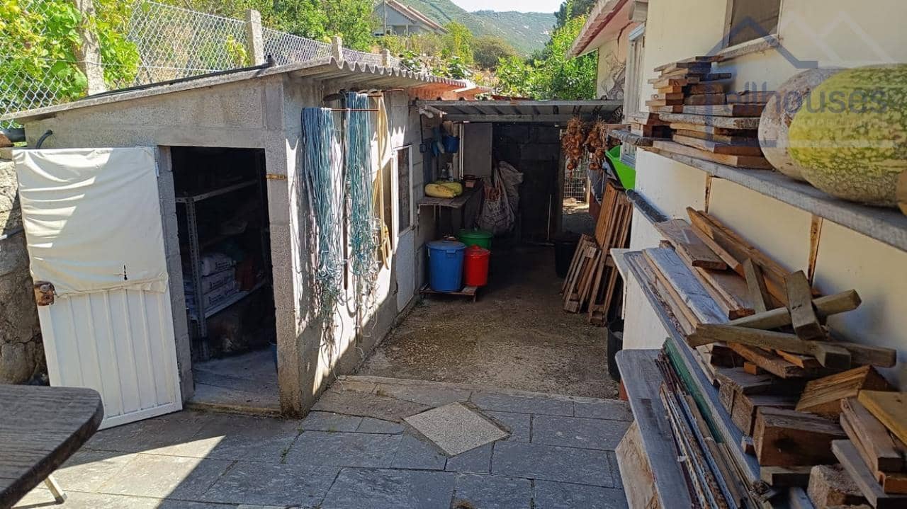 2 bedroom Townhouse for sale in O Rosal with garage - € 285,000 (Ref: 9417304)