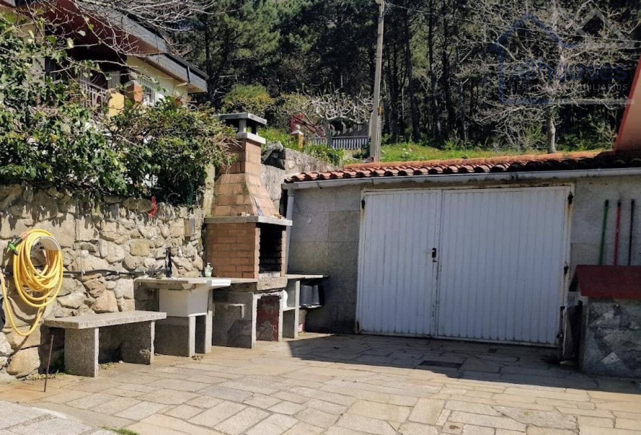 2 bedroom Townhouse for sale in O Rosal with garage - € 285,000 (Ref: 9417304)