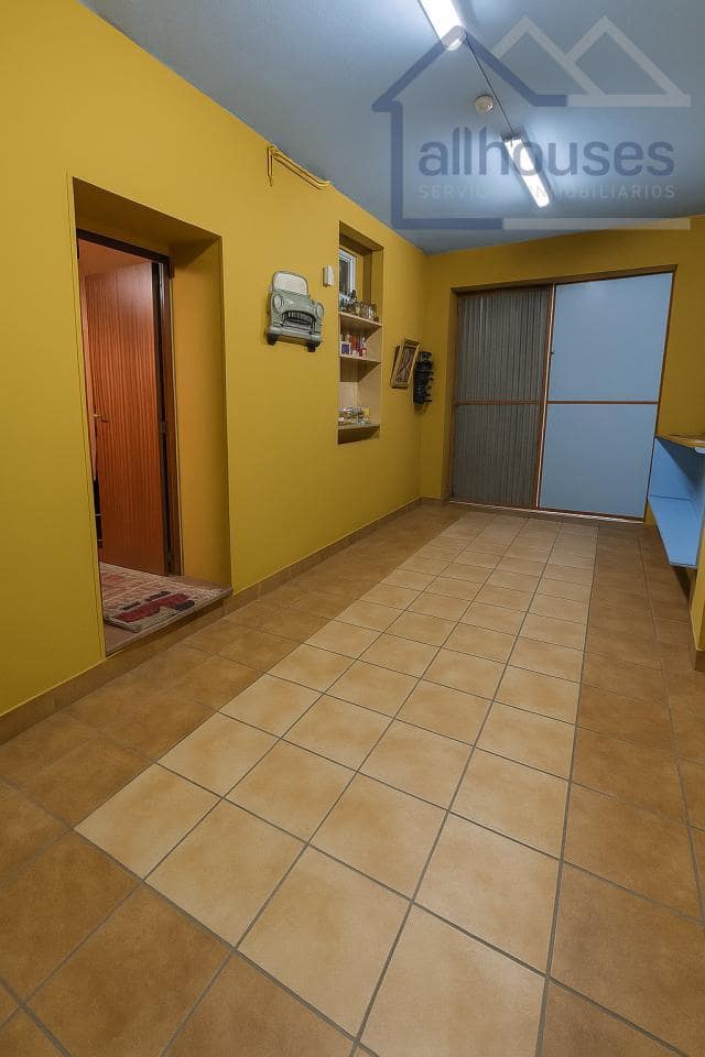 4 bedroom Townhouse for sale in A Guarda with garage - € 400,000 (Ref: 9417309)