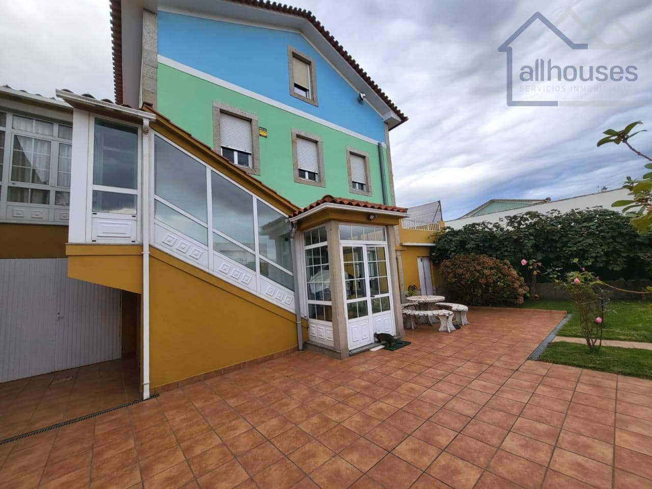 4 bedroom Townhouse for sale in A Guarda with garage - € 400,000 (Ref: 9417309)