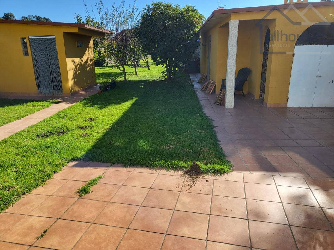 4 bedroom Townhouse for sale in A Guarda with garage - € 400,000 (Ref: 9417309)