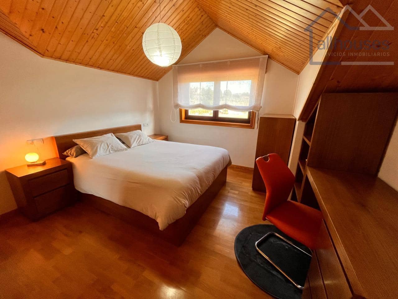 5 bedroom Townhouse for sale in O Rosal with garage - € 460,000 (Ref: 9417310)