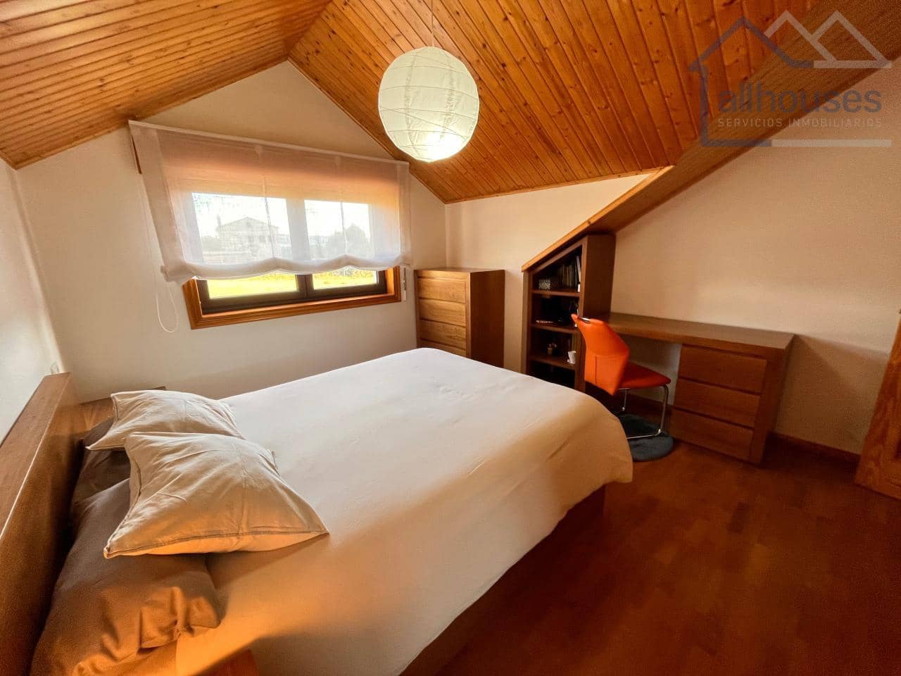 5 bedroom Townhouse for sale in O Rosal with garage - € 460,000 (Ref: 9417310)