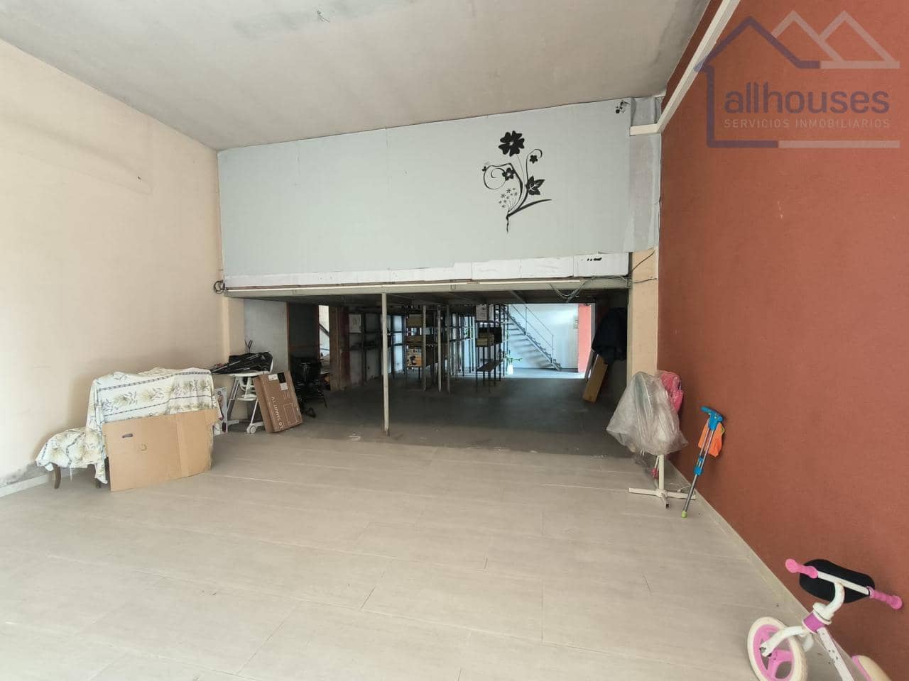 Comercial para arrendar em Nigran - 2 000 € (Ref: 9417313)