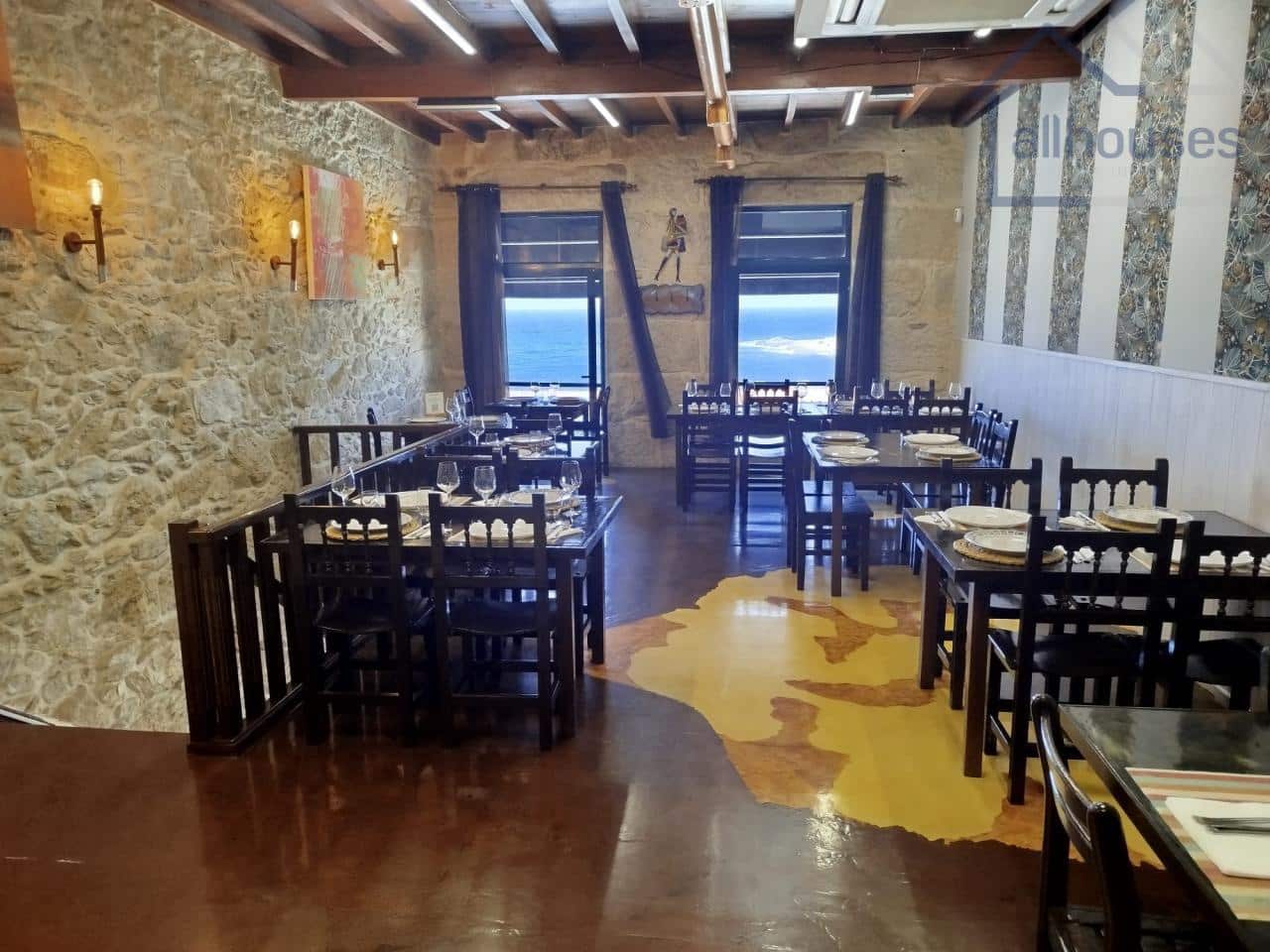 Restaurant/Bar for sale in A Guarda - € 220,000 (Ref: 9417314)