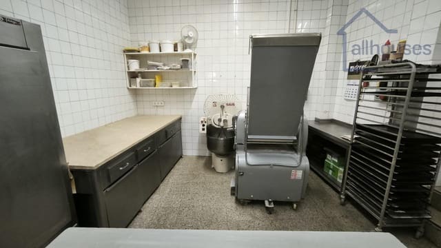 Bedrijf te koop in Vigo - € 95.000 (Ref: 9417315)