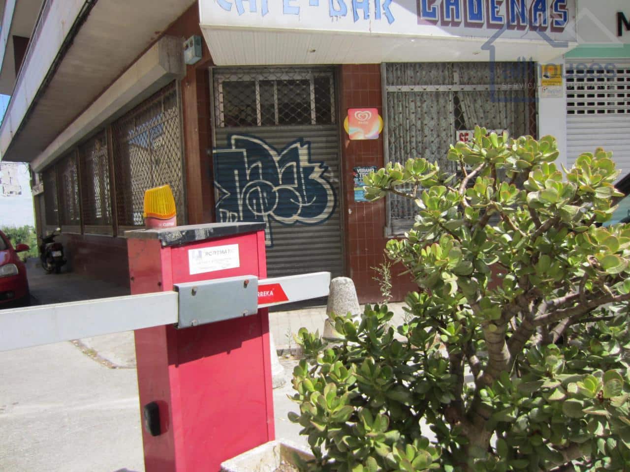 Restaurant/Bar for rent in Vigo - € 2,000 (Ref: 9417316)