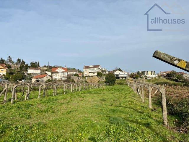Undeveloped Land for sale in Tui - € 55,000 (Ref: 9417319)