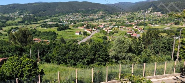 Undeveloped Land for sale in Tomiño - € 25,000 (Ref: 9417327)