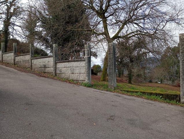 Undeveloped Land for sale in Ponteareas - € 35,000 (Ref: 9417337)