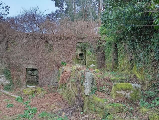 Undeveloped Land for sale in Ponteareas - € 35,000 (Ref: 9417337)