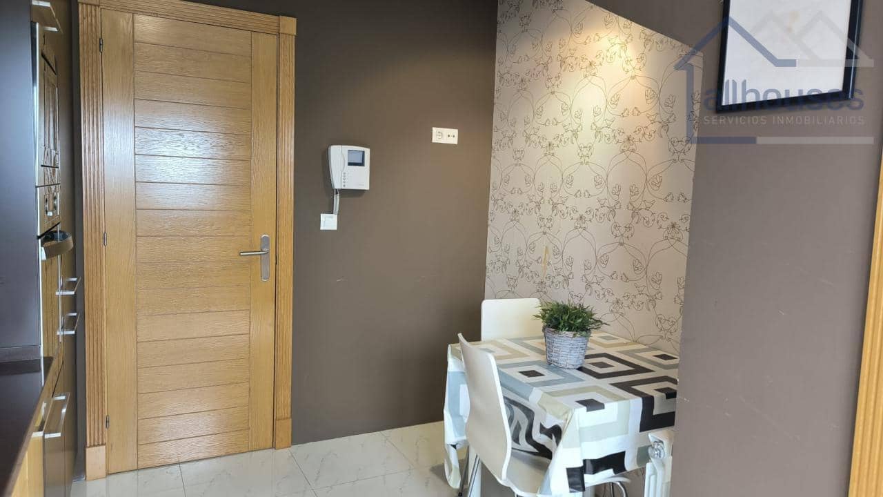 2 makuuhuone Kattohuoneisto myytävänä paikassa Tomino mukana 
autotalli - 137 750 € (Ref: 9429577)