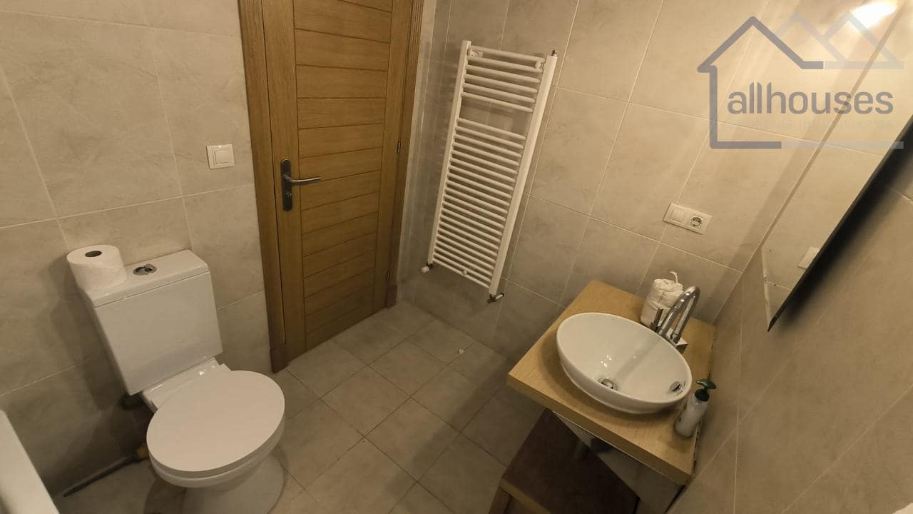 2 makuuhuone Kattohuoneisto myytävänä paikassa Tomino mukana 
autotalli - 137 750 € (Ref: 9429577)