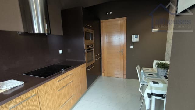 2 makuuhuone Kattohuoneisto myytävänä paikassa Tomiño mukana 
autotalli - 137 750 € (Ref: 9429577)