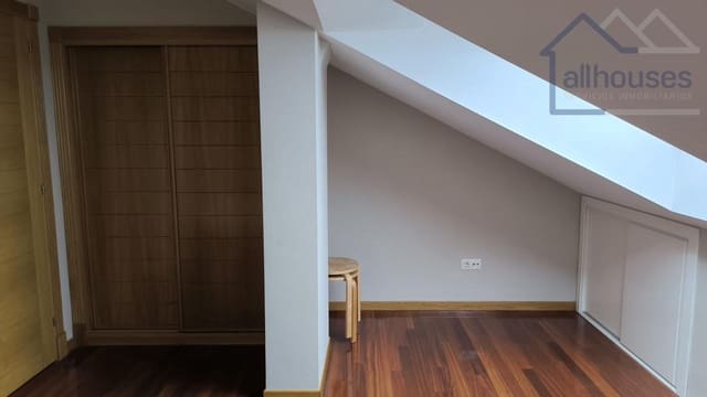 2 makuuhuone Kattohuoneisto myytävänä paikassa Tomiño mukana 
autotalli - 137 750 € (Ref: 9429577)