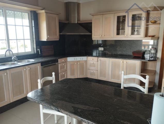 Chalet de 4 habitaciones en A Guarda en venta con garaje - 410.000 € (Ref: 9433162)