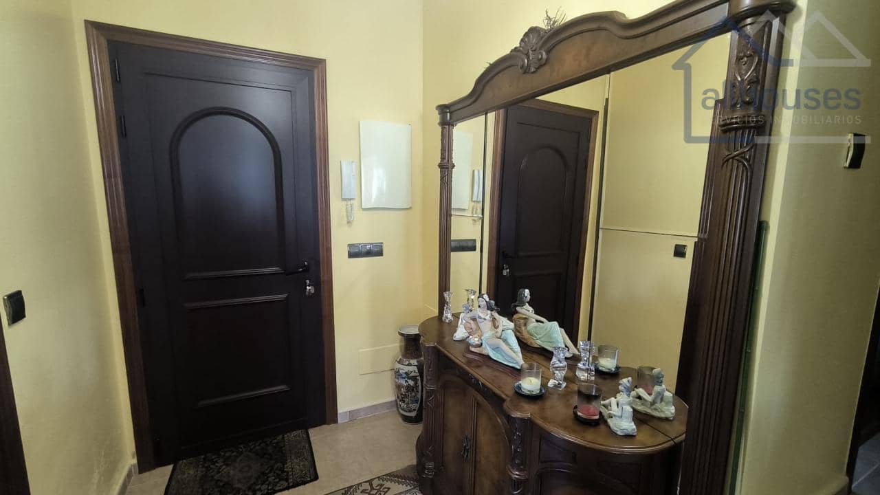 4 camera da letto Villa in vendita in Tomino con garage - 325.000 € (Rif: 9480961)