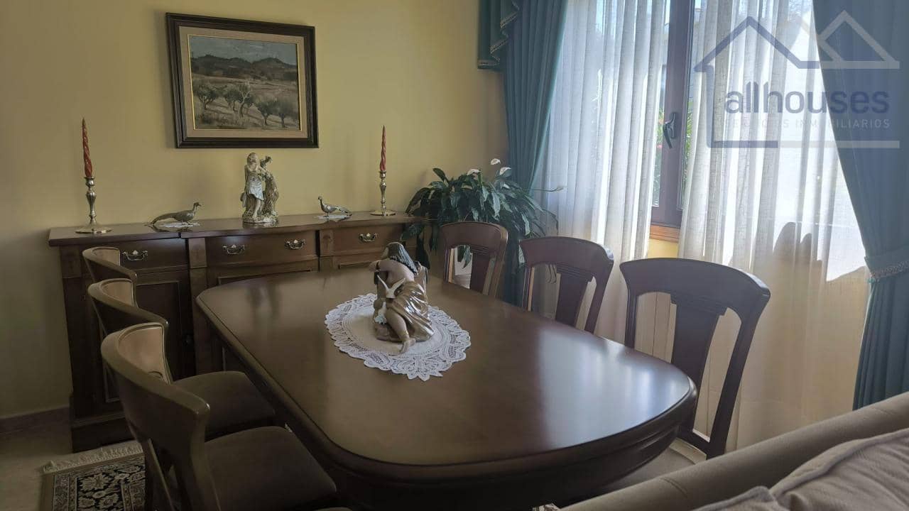 4 camera da letto Villa in vendita in Tomino con garage - 325.000 € (Rif: 9480961)