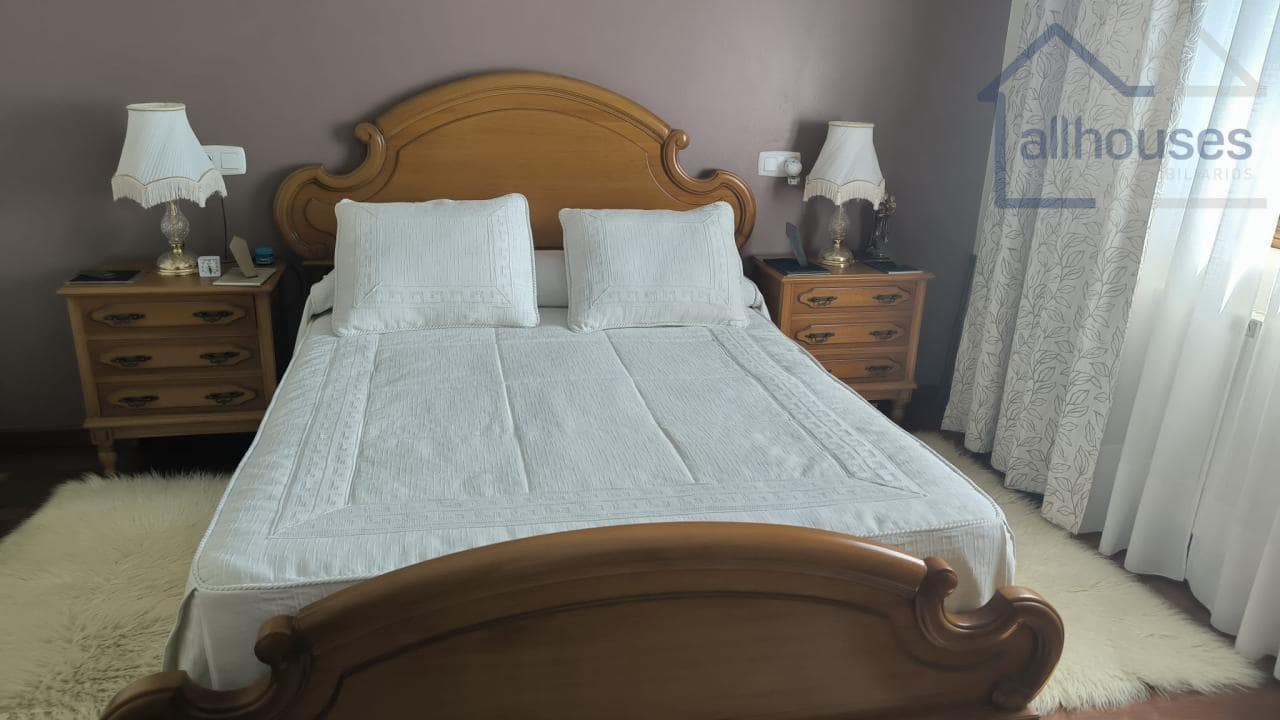 4 camera da letto Villa in vendita in Tomino con garage - 325.000 € (Rif: 9480961)