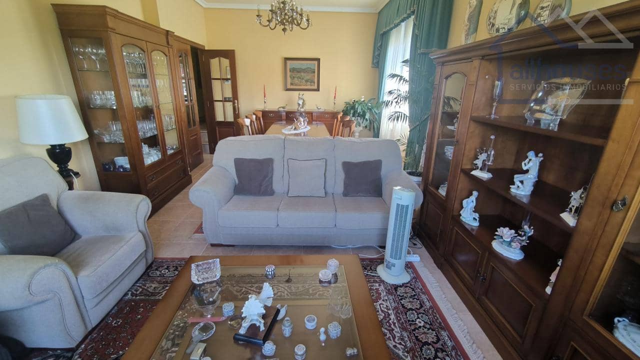 4 camera da letto Villa in vendita in Tomino con garage - 325.000 € (Rif: 9480961)