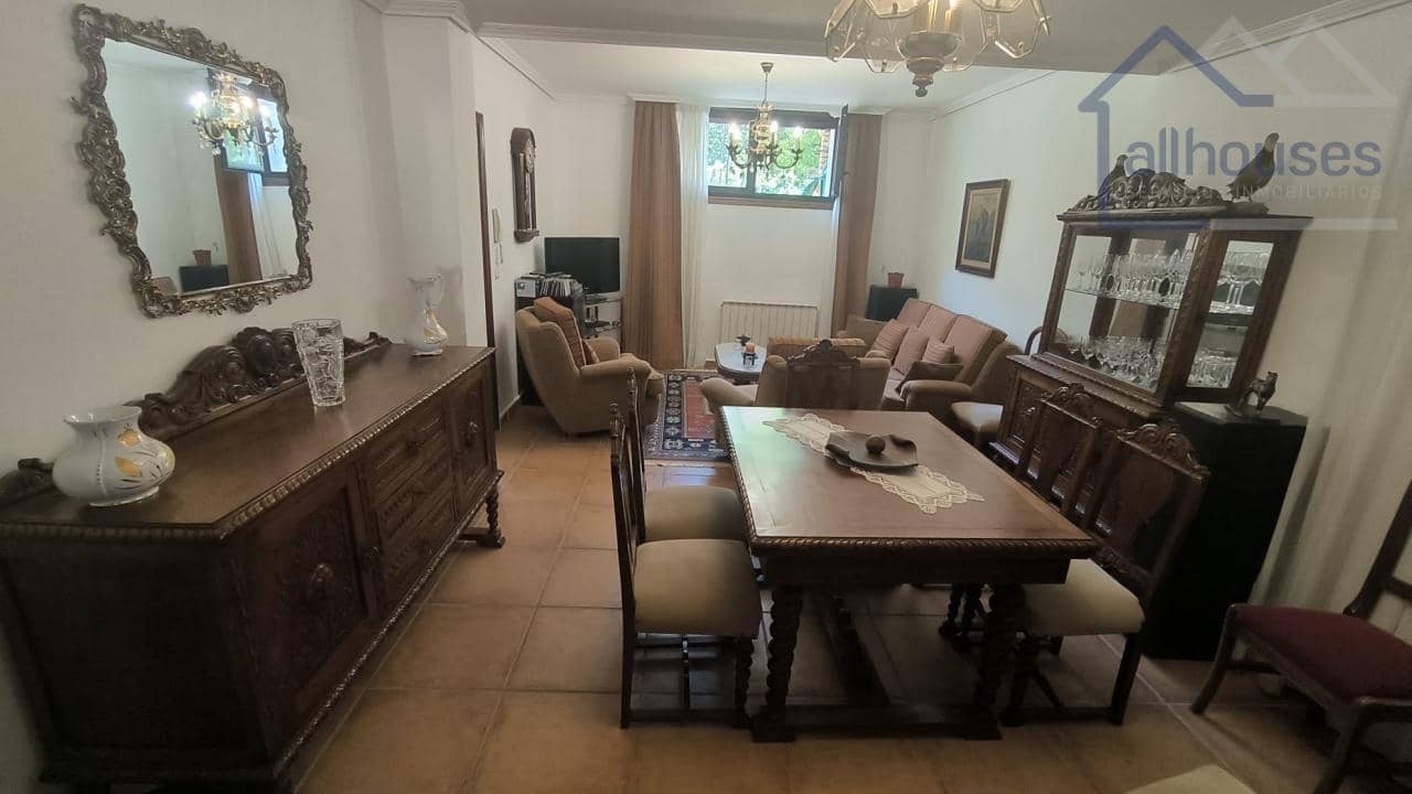 4 camera da letto Villa in vendita in Tomino con garage - 325.000 € (Rif: 9480961)