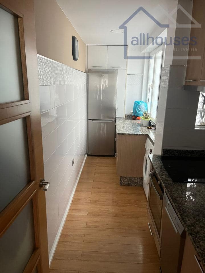 2 sypialnia Mieszkanie do wynajęcia w Vigo z garażem - 850 € (Ref: 9503898)