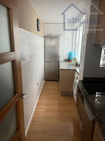 2 sypialnia Mieszkanie do wynajęcia w Vigo z garażem - 850 € (Ref: 9503898)