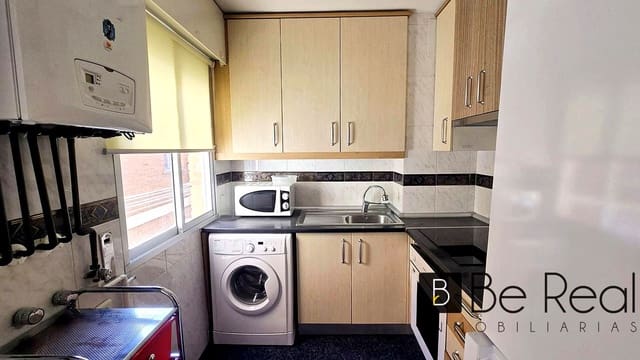 3 soveværelse Lejlighed til leje i Ensanche de Vallecas, Madrid by - € 1.400 (Ref: 9383308)