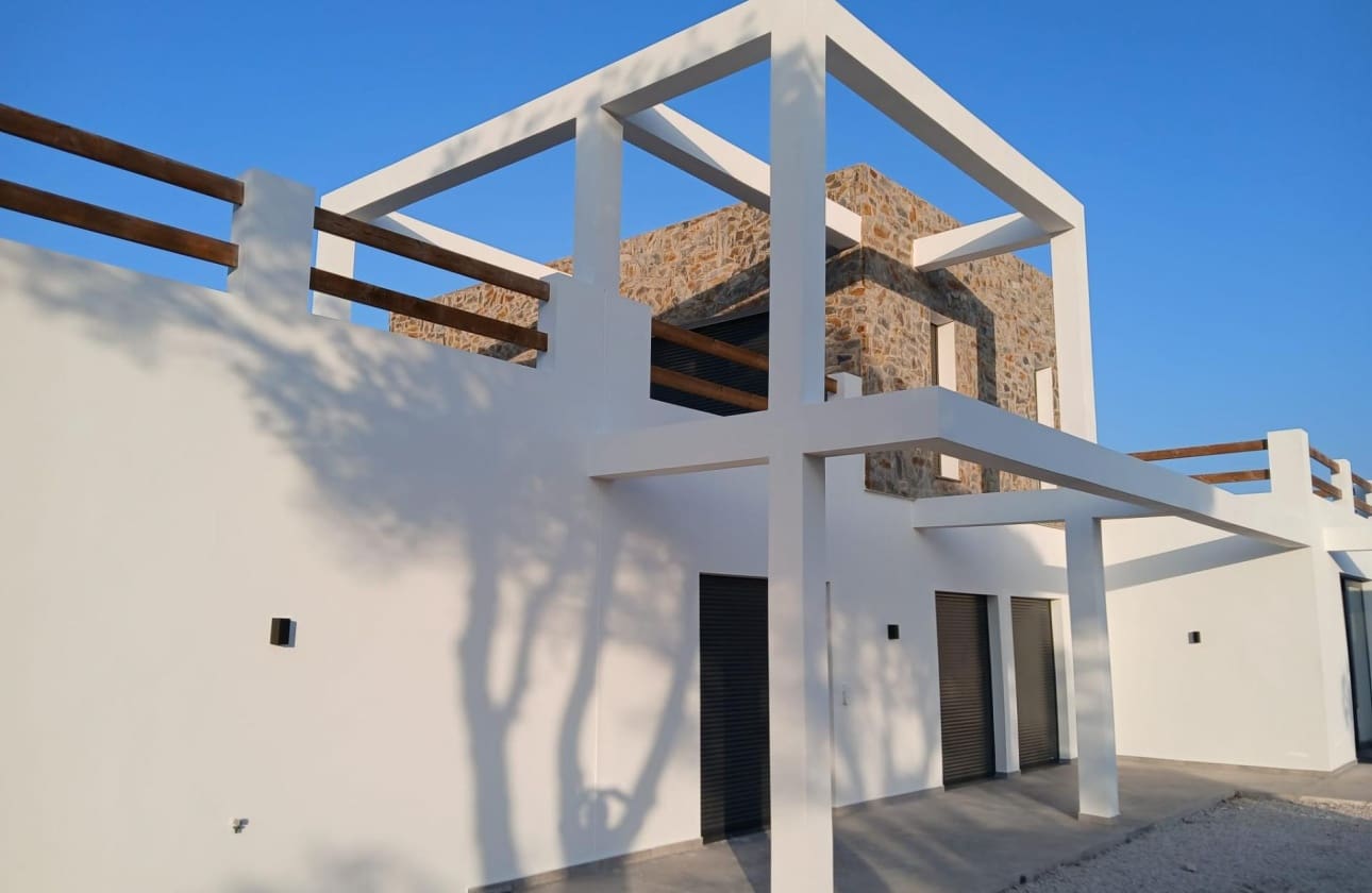 4 Zimmer Villa zu verkaufen in Pinoso mit Pool - 600.000 € (Ref: 10023576)