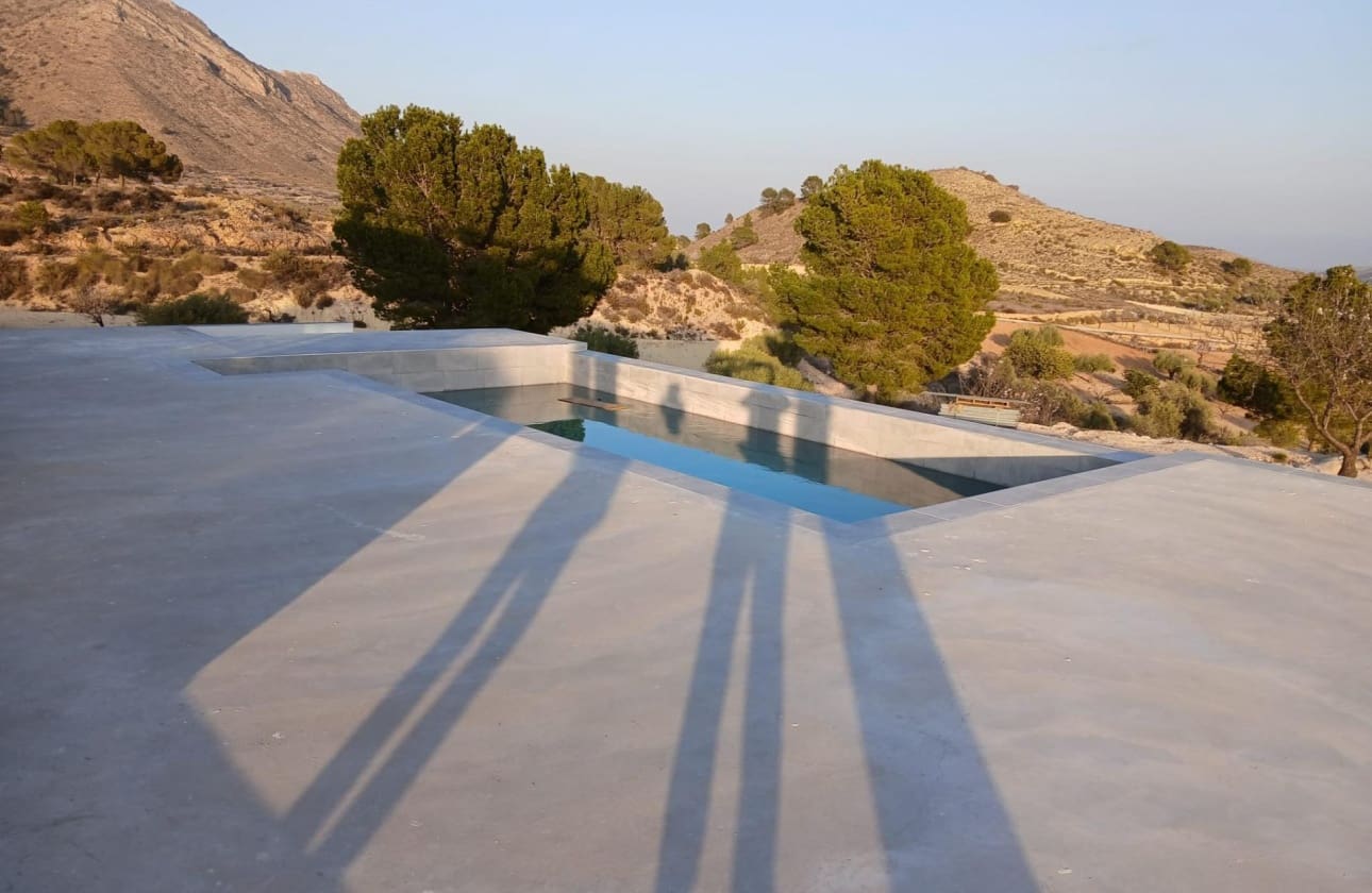 4 Zimmer Villa zu verkaufen in Pinoso mit Pool - 600.000 € (Ref: 10023576)