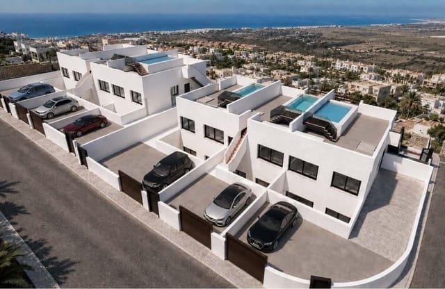 3 quarto Bungalow para venda em San Miguel de Salinas com piscina - 399 000 € (Ref: 10023581)
