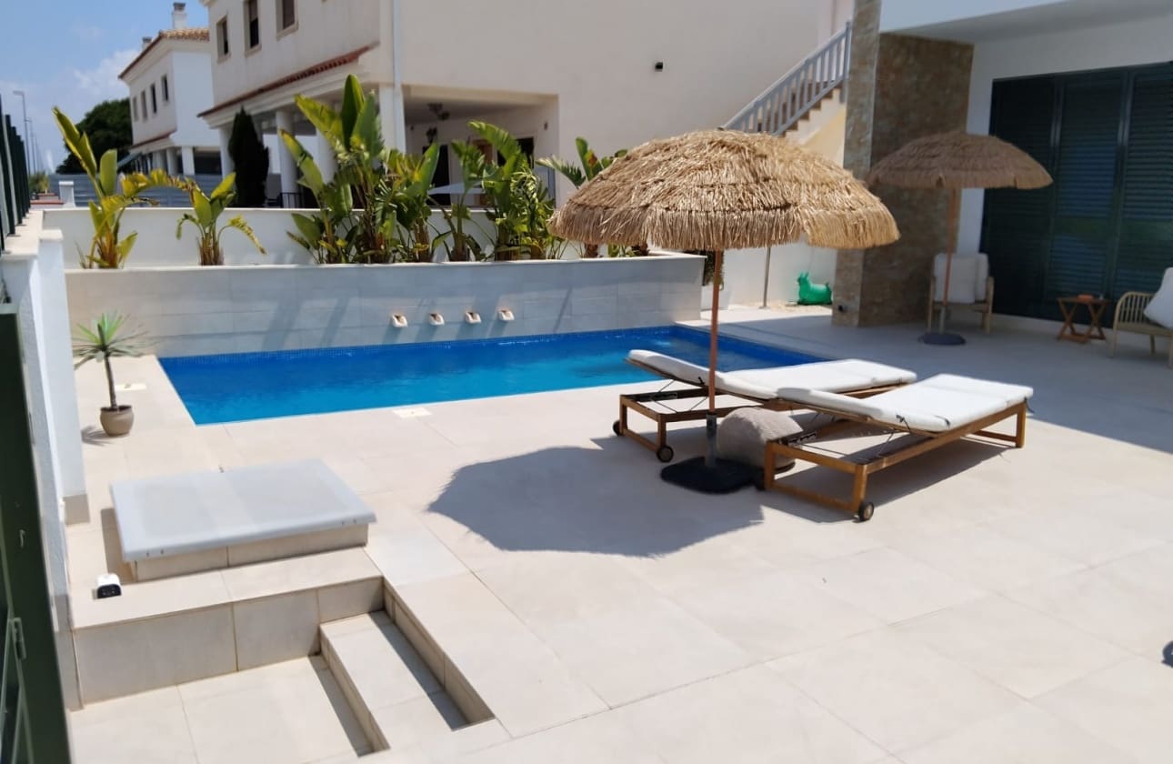 3 camera da letto Villa in vendita in Daya Nueva con piscina garage - 465.000 € (Rif: 10043536)