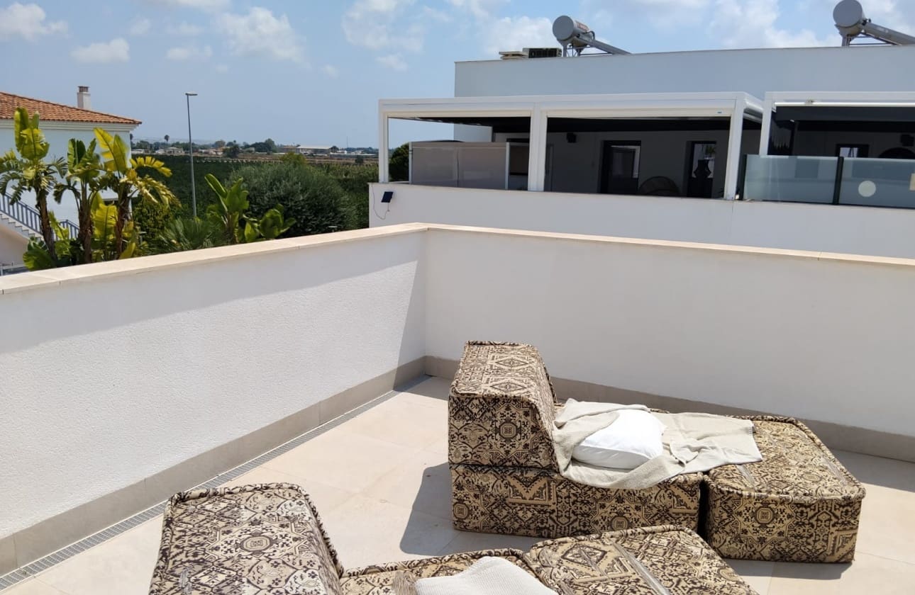 3 camera da letto Villa in vendita in Daya Nueva con piscina garage - 465.000 € (Rif: 10043536)