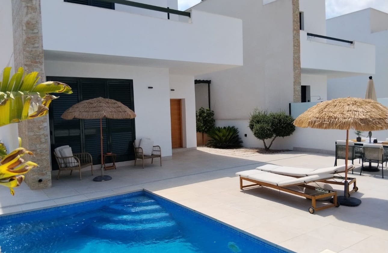 3 camera da letto Villa in vendita in Daya Nueva con piscina garage - 465.000 € (Rif: 10043536)