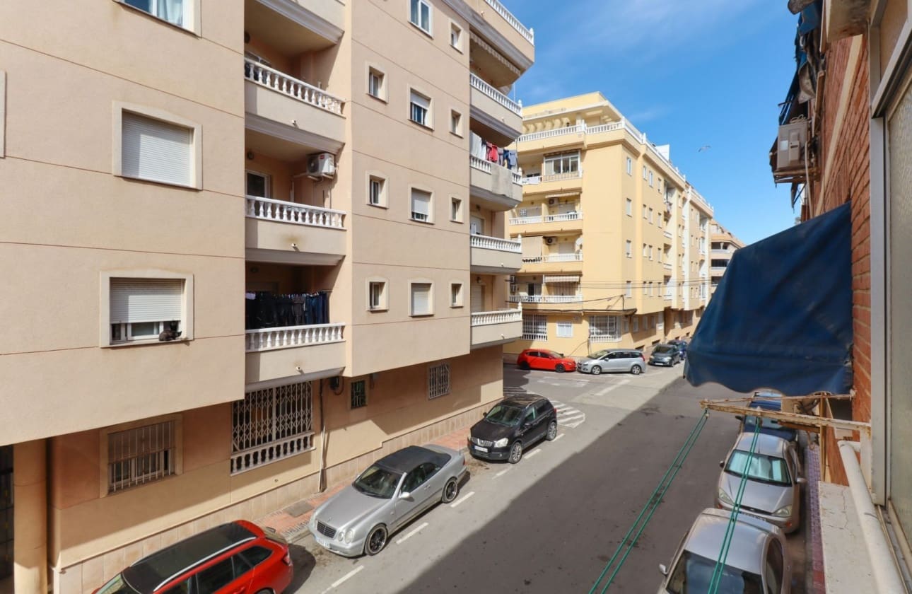 2 soveværelse Lejlighed til salg i Torrevieja - € 128.000 (Ref: 10043538)