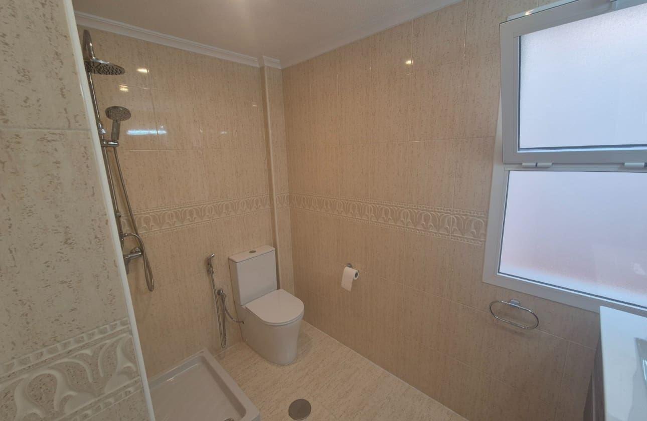 3 slaapkamer Huis te koop in Pilar de la Horadada met zwembad garage - € 289.000 (Ref: 10093954)