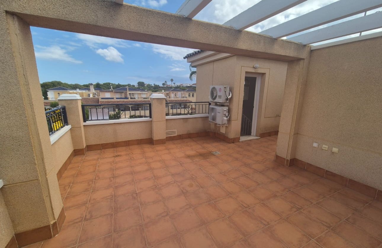 3 slaapkamer Huis te koop in Pilar de la Horadada met zwembad garage - € 289.000 (Ref: 10093954)