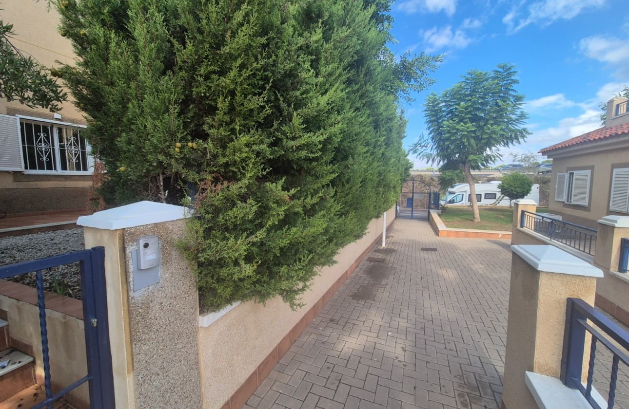 3 slaapkamer Huis te koop in Pilar de la Horadada met zwembad garage - € 289.000 (Ref: 10093954)